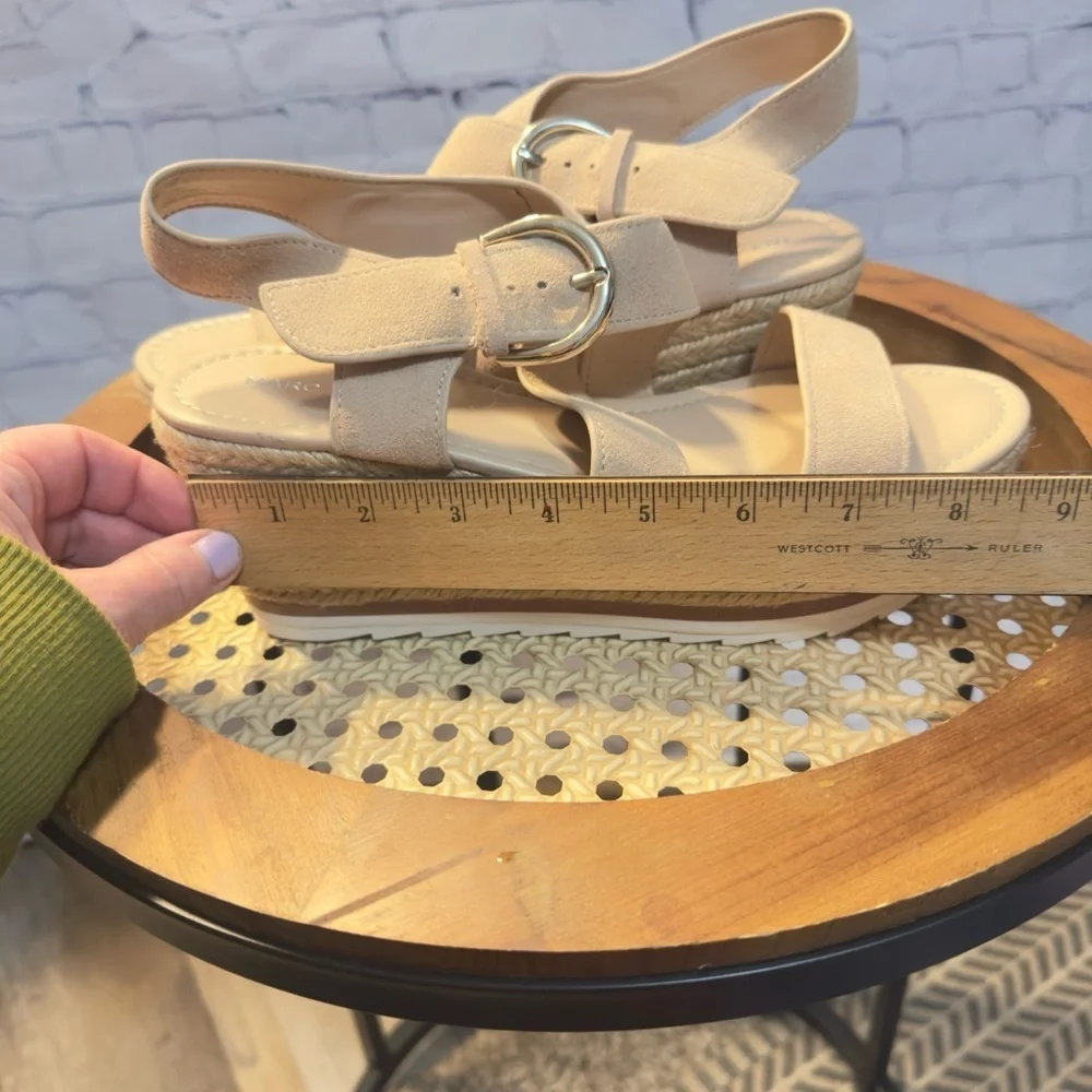 NWOT Marc Fisher Tallia leather espadrille wedge sandals size 9